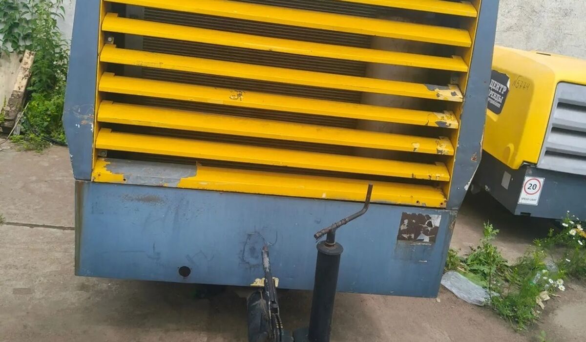 Дизельный компрессор ATLAS COPCO XATS800  22,3 м3/мин, 10,3 бар, б/у